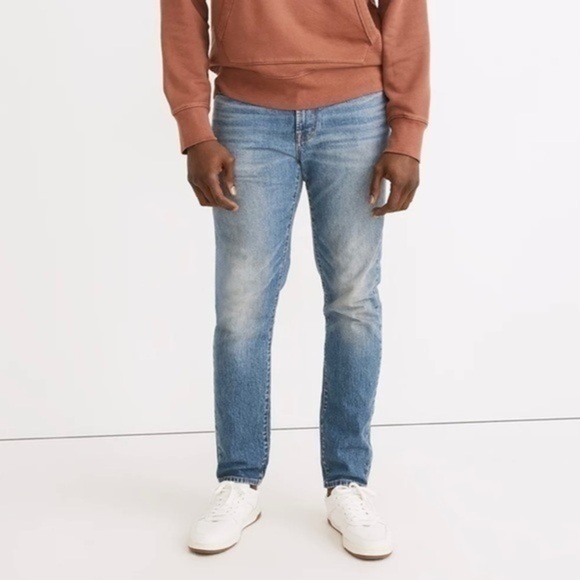 Madewell Mens Athletic Slim Jeans Corbridge Wash NA998